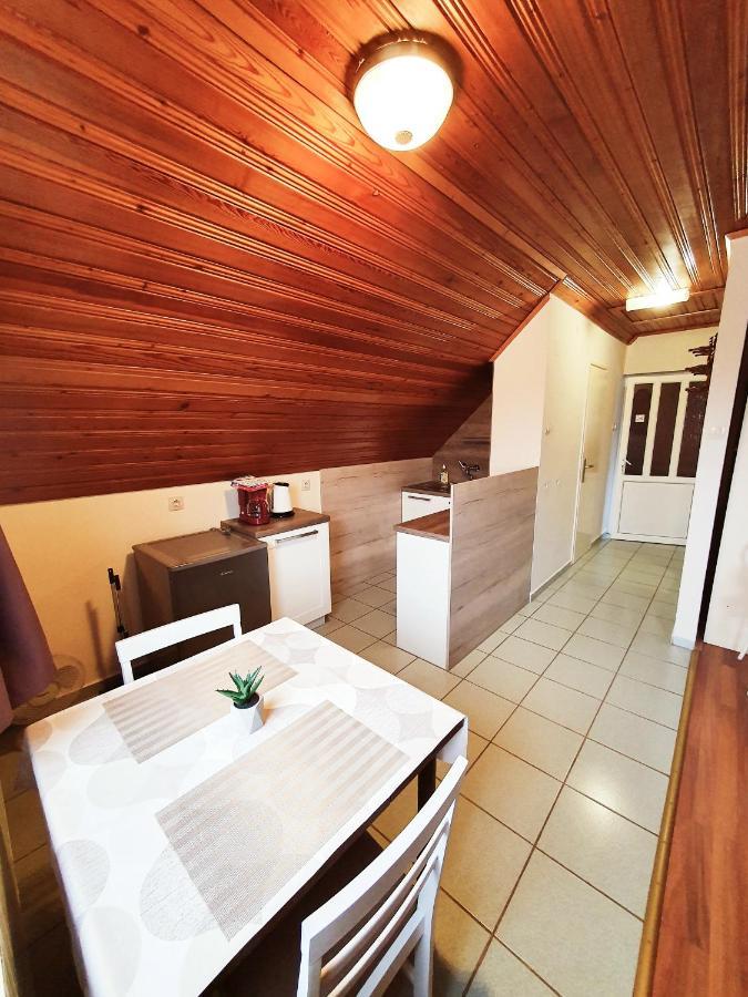 Nemes Apartmanhaz Héviz Zewnętrze zdjęcie