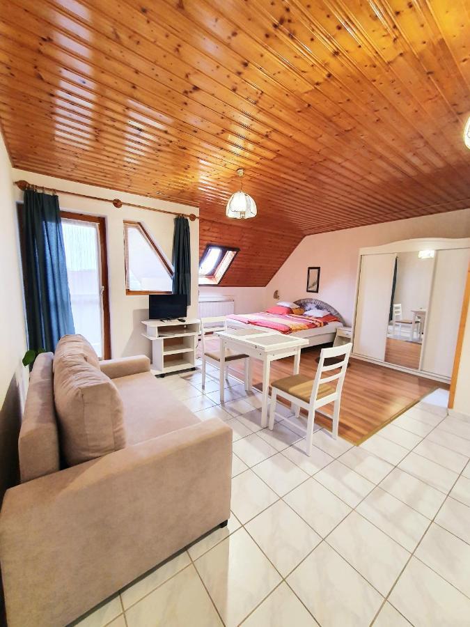 Nemes Apartmanhaz Héviz Zewnętrze zdjęcie