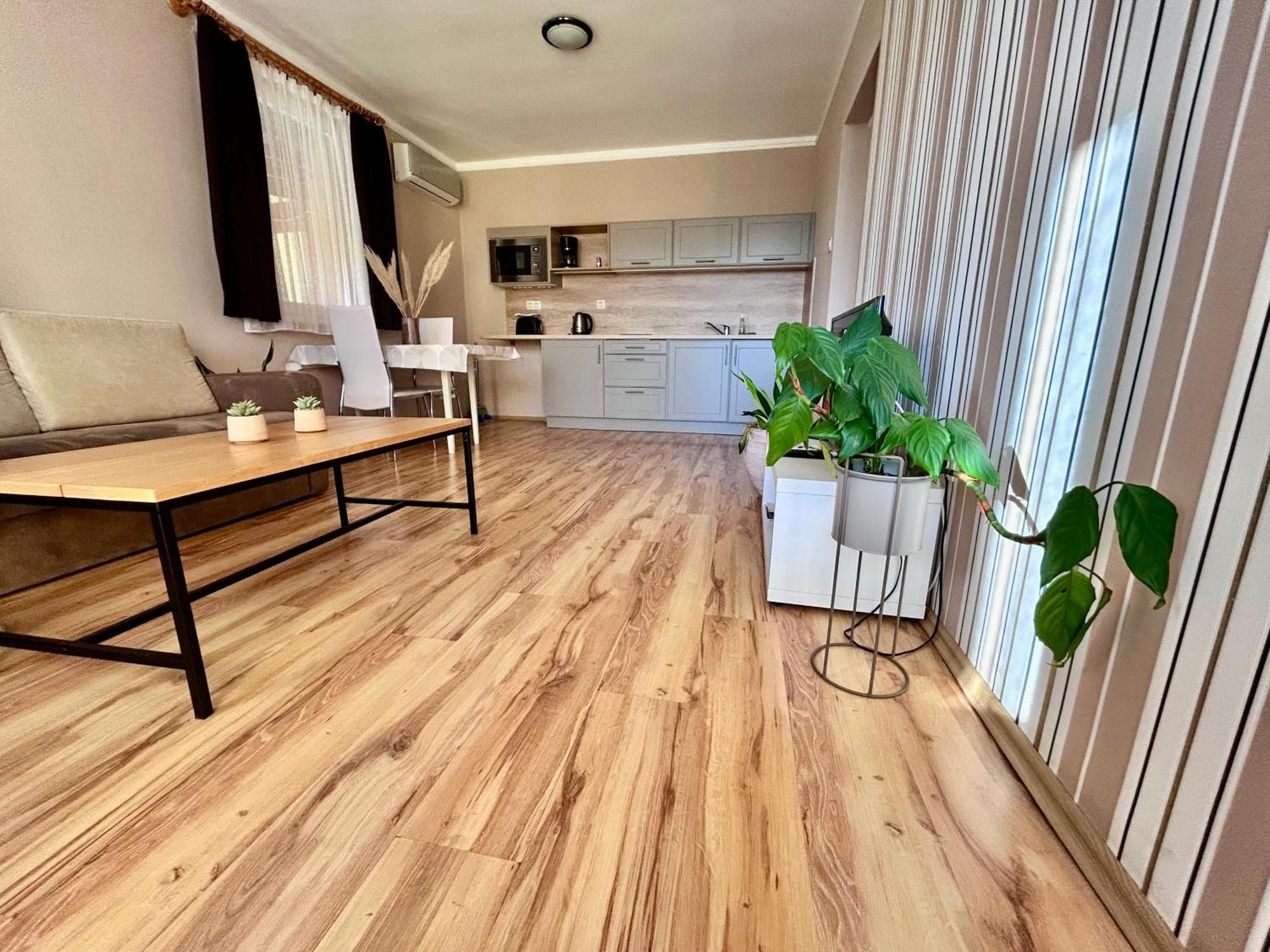 Nemes Apartmanhaz Héviz Zewnętrze zdjęcie