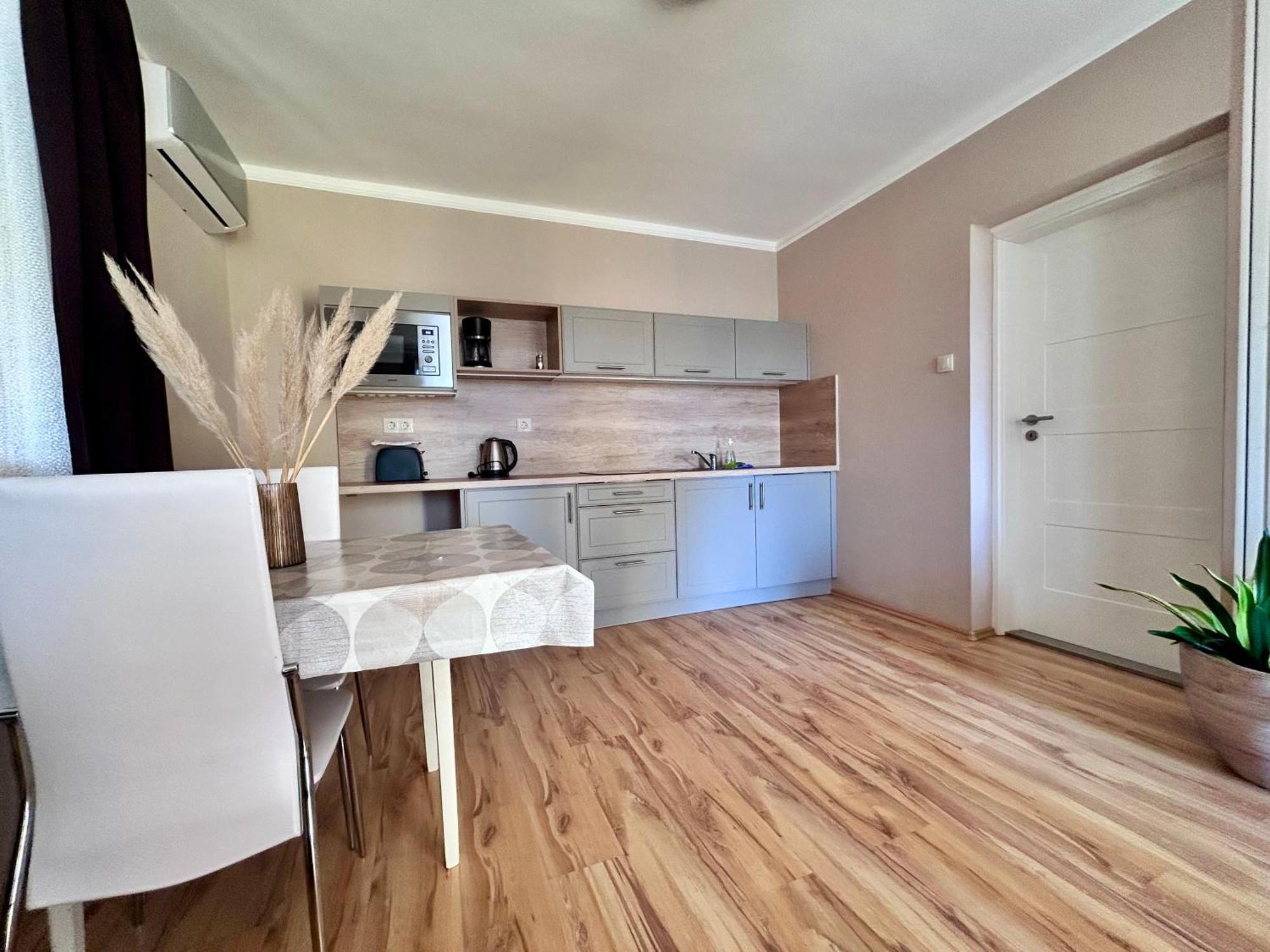 Nemes Apartmanhaz Héviz Zewnętrze zdjęcie