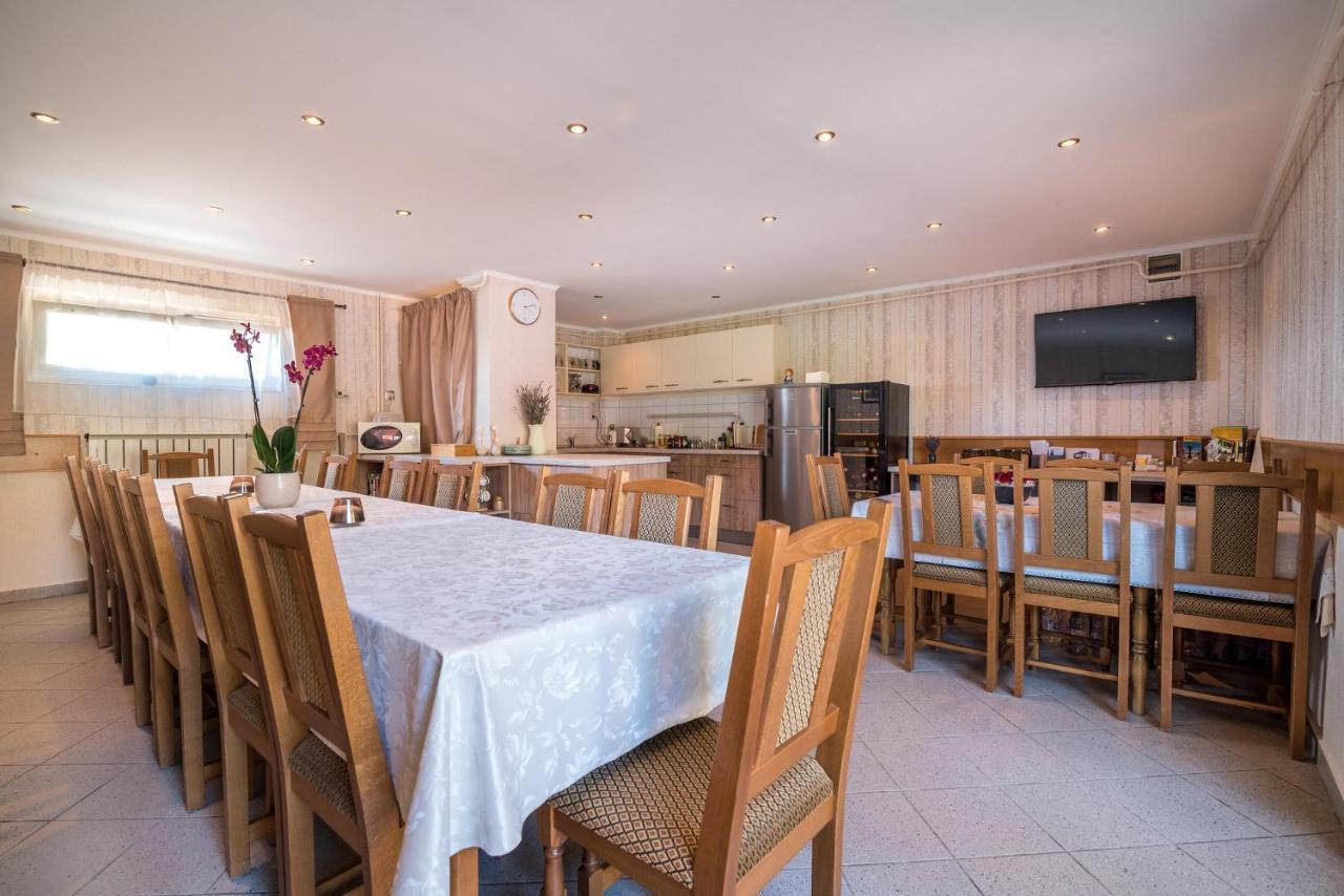 Nemes Apartmanhaz Héviz Zewnętrze zdjęcie